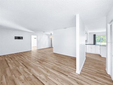 1408 W Del Webb Blvd, Sun City Center, FL 33573 - photo 5