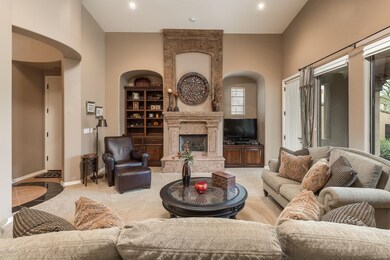 002_Living Room