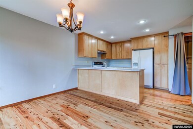 1040 Lincoln St SW, Albany, OR 97321 - photo 2