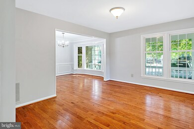 14318 Rich Branch Dr, North Potomac, MD 20878 - photo 6