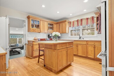 28 Juniper Ln, Riverside, CT 06878 - photo 6