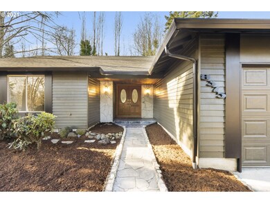 8375 SW Berryhill Ln, Beaverton, OR 97008 - photo 3
