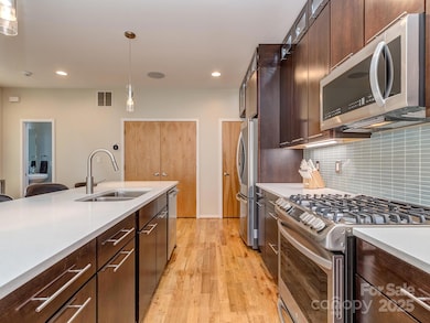 915 Westbrook Dr unit A, Charlotte, NC 28202 - photo 7