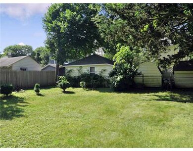 74 General Hawkins Dr, Warwick, RI 02888 - photo 6