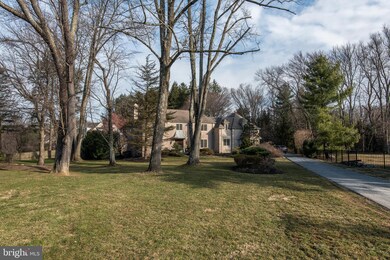 737 Cherry Cir, Wynnewood, PA 19096 - photo 3