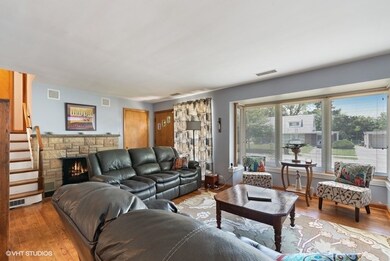 18509 Clyde Rd, Homewood, IL 60430 - photo 3