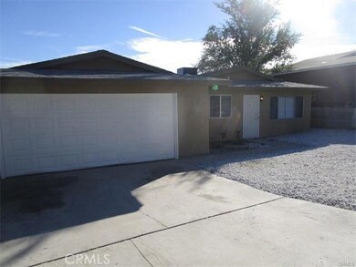 16255 Midway St, Victorville, CA 92395 - photo 2