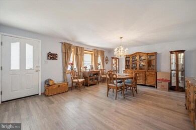 3 Franklin Getz Dr, Broomall, PA 19008 - photo 3