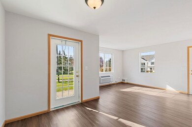 1809 Silverstone Dr unit 185, Carpentersville, IL 60110 - photo 6