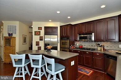 870 Still Creek Ln, Gaithersburg, MD 20878 - photo 2