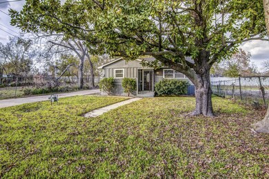 2825 E Crosstimbers St, Houston, TX 77093 - photo 3
