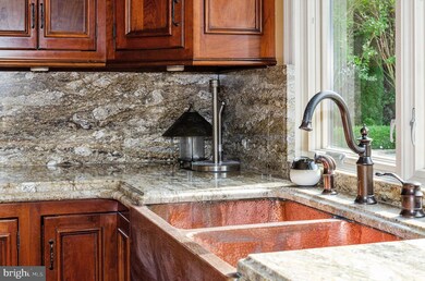 2159 Castlegreen Dr, Greencastle, PA 17225 - photo 5