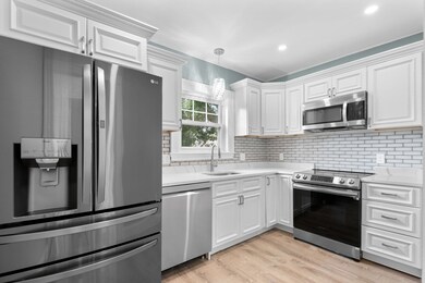 51 Walworth St unit 2, Roslindale, MA 02131 - photo 2