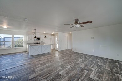 2495 W Tepee St-6