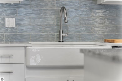 215 Washington St unit 3F, Traverse City, MI 49684 - photo 4