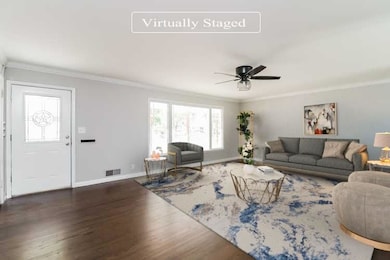 206 Moon St, Cleburne, TX 76033 - photo 3