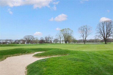 39 Dees Cir, Warwick, RI 02889 - photo 5