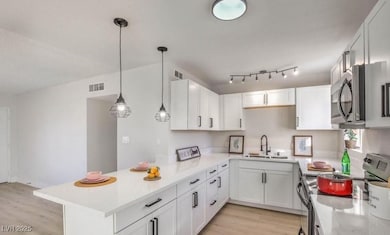 2033 Hassell Ave, North Las Vegas, NV 89032 - photo 2