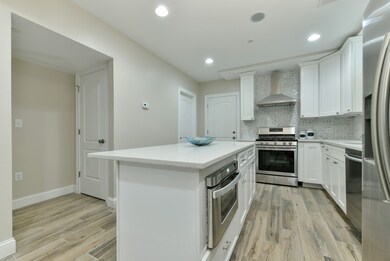 810-812 E 3rd St unit 1, Boston, MA 02127 - photo 5