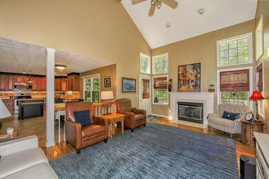 15 Waterman Farm Rd, Cumberland, RI 02864 - photo 2