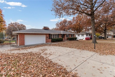 2512 S Ellison Way, Independence, MO 64055 - photo 2