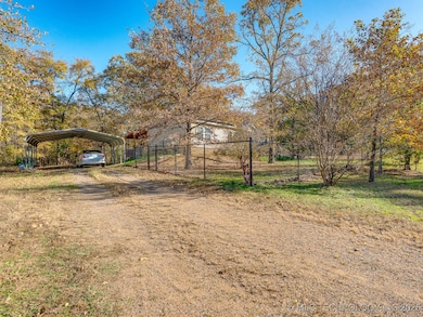 8974 S Willard Rd, Milburn, OK 73450 - photo 2
