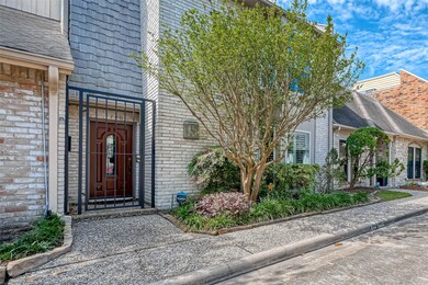 1740 S Gessner Rd, Houston, TX 77063 - photo 3