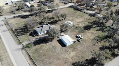 1107 5th St, Great Bend, KS 67530 - photo 2