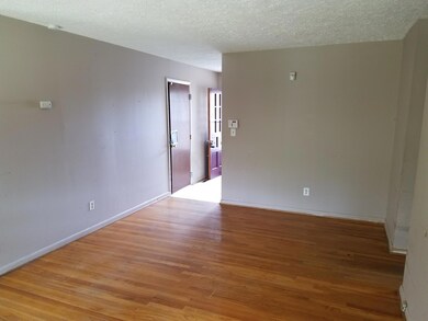 1863 Holburn Rear Unit (6) living rm re