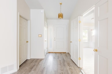 845 N Valley View Dr unit 201, Saint George, UT 84770 - photo 6