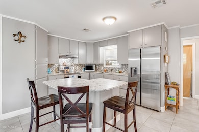 311 N. Fieldspan-6