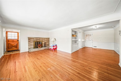 8241 Lewis Rd, Berea, OH 44017 - photo 5