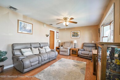 005-photo-living-room-9153418