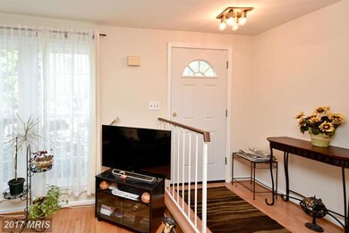 3839 Water Drop Ct, Burtonsville, MD 20866 - photo 4