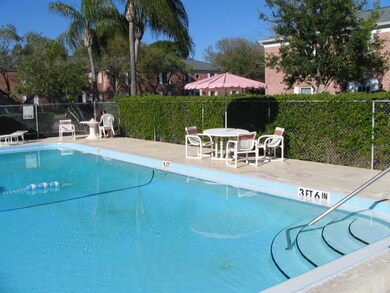 1143 85th Terrace N unit D, Saint Petersburg, FL 33702 - photo 4