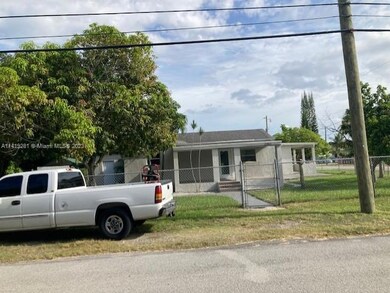 21801 SW 111th Ave, Miami, FL 33170 - photo 2