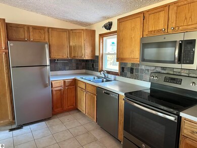 2580 W Nestel Rd, Prudenville, MI 48651 - photo 4
