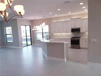 Spacious great room with Dining room and Family Di