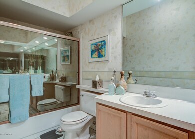 1920 Cross Bend St NE unit 45, Grand Rapids, MI 49505 - photo 6