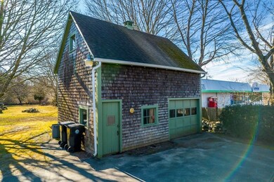 236 Russells Mills Rd, South Dartmouth, MA 02748 - photo 5