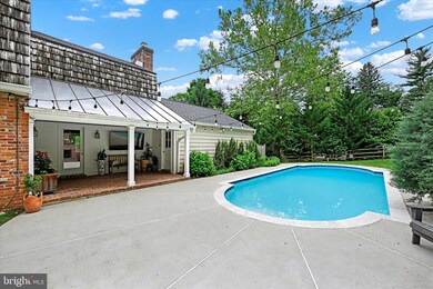 7902 Ellenham Ave, Towson, MD 21204 - photo 4