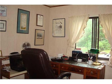 Studio/Study/Office