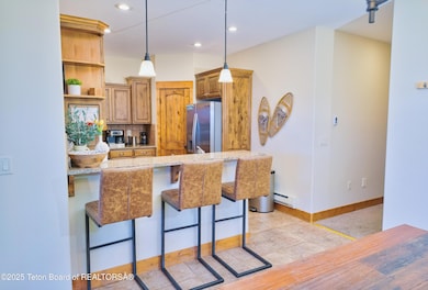 Kitchen Bar Area