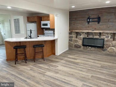 14 Barto Rd, Barto, PA 19504 - photo 3