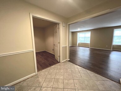 4700 Coyle Rd unit 205, Owings Mills, MD 21117 - photo 3