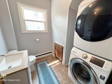 21 Regent St, Albany, NY 12202 - photo 3