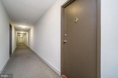 Taft Towers unit 504, Arlington, VA 22201 - photo 2