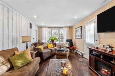 76 Commodore Ave, Warwick, RI 02888 - photo 6