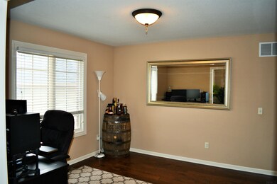 9157 Landin Pointe Blvd, New Haven, IN 46774 - photo 2