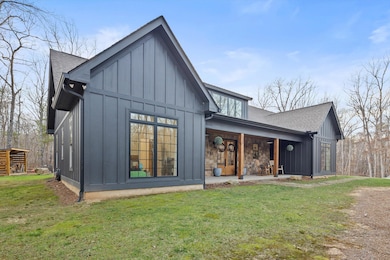 03-750 Lake Loop Rd-03